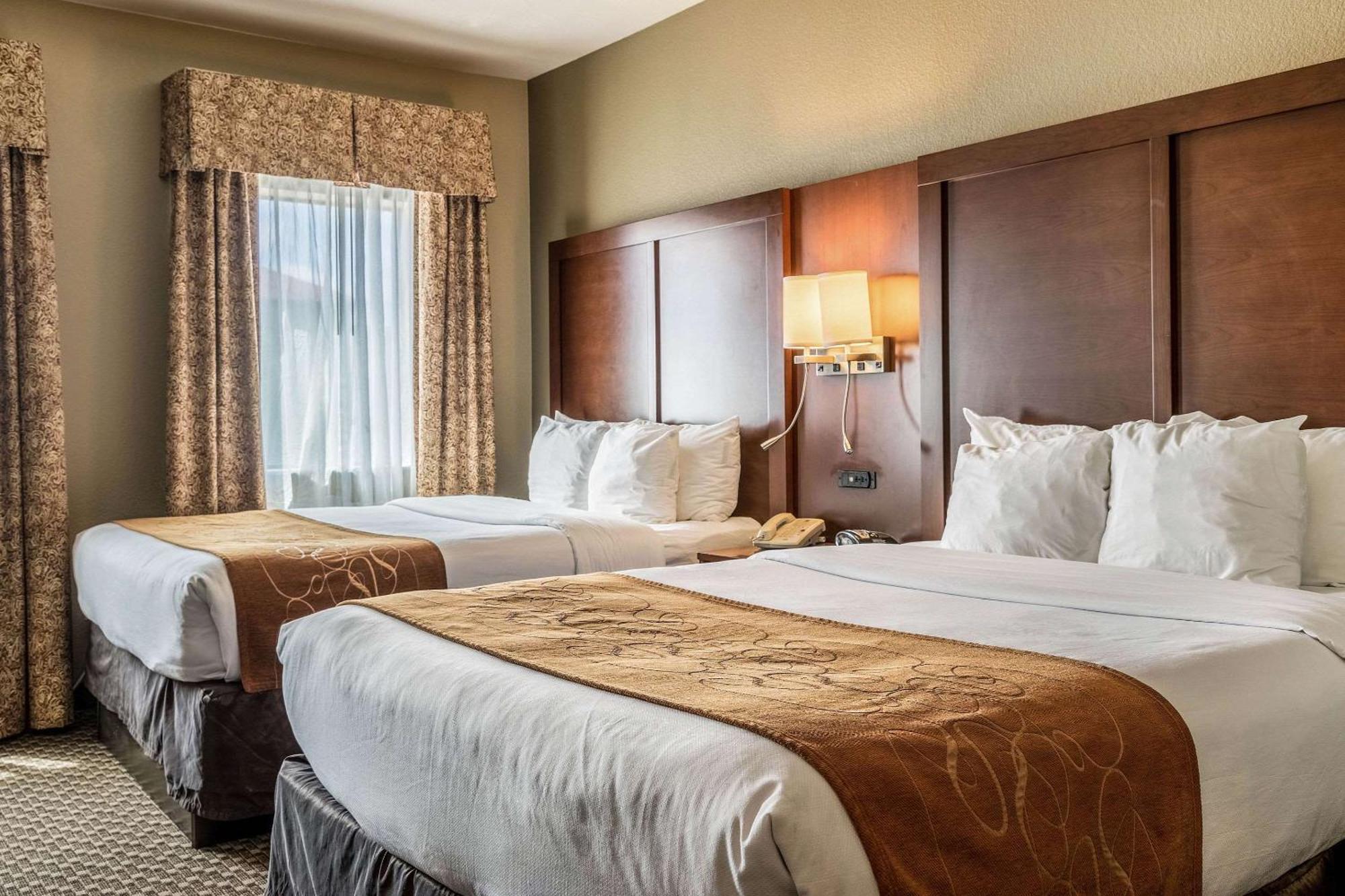 Comfort Suites Near Texas State University Сан Маркос Екстериор снимка