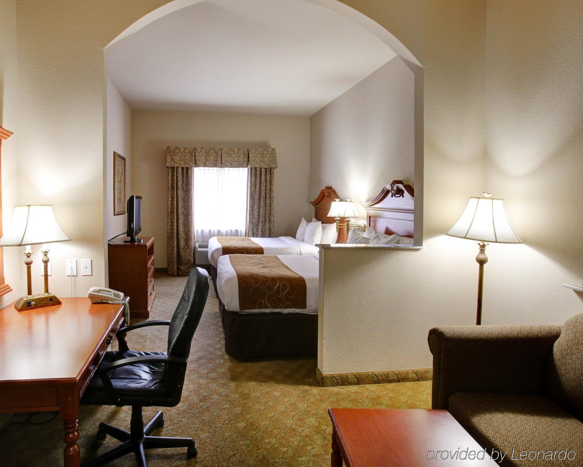 Comfort Suites Near Texas State University Сан Маркос Екстериор снимка
